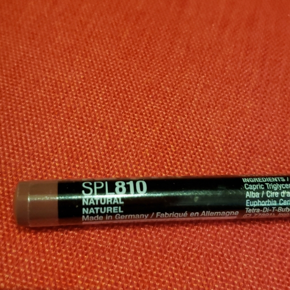 Makeup bundle - Picture 8 of 13